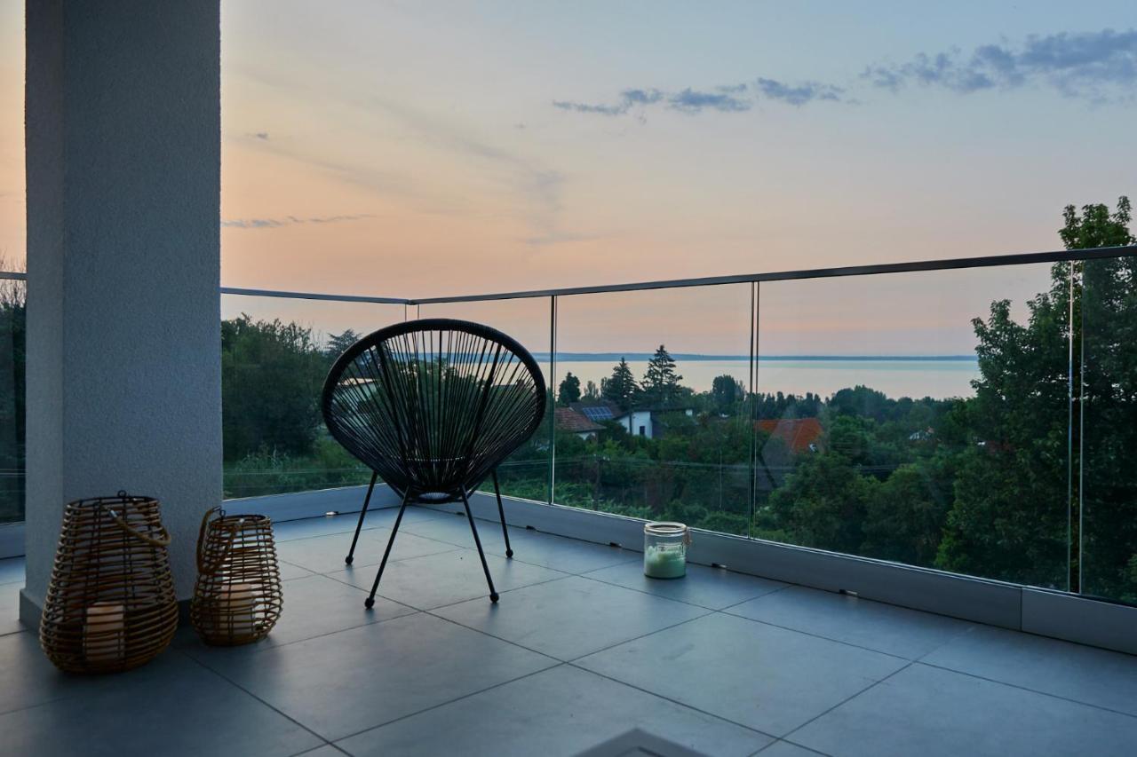 Lake Spirit Boutique Apartments 巴拉顿诺尔马迪 外观 照片
